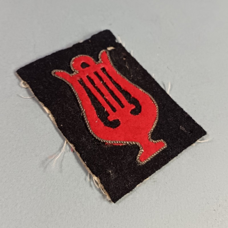 INSIGNE TISSU BREVET DE MUSICIEN FANFARE MILITAIRE SECOND EMPIRE ET TROISIEME REPUBLIQUE DEBUT GUERRE 1914 1918